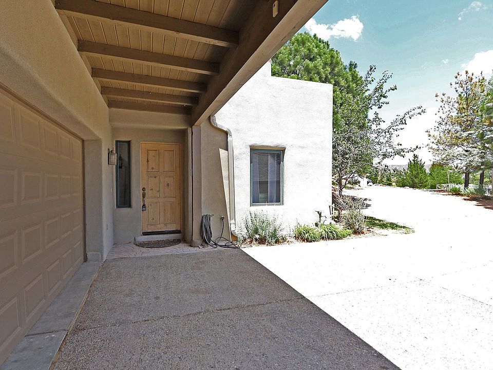 1st image of 5035 Cambridge Ct