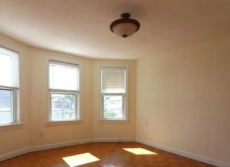 235 Parsons St #3 — Photo 7