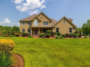 6 Parker Rd, Mendon, MA 01756