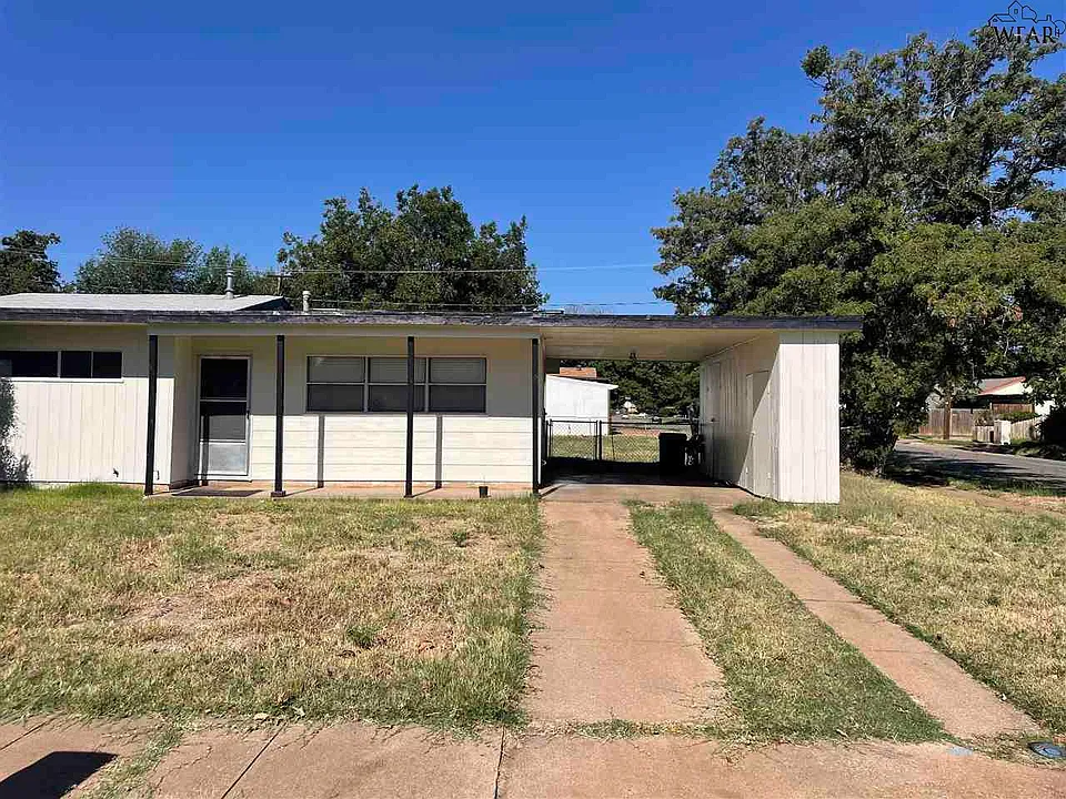4300 Barnett Dr