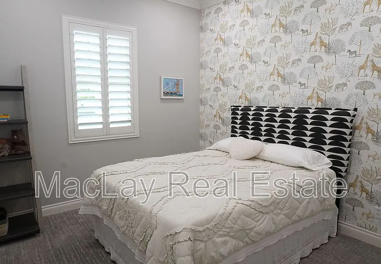 2910 E Wildhorse Dr — Photo 36