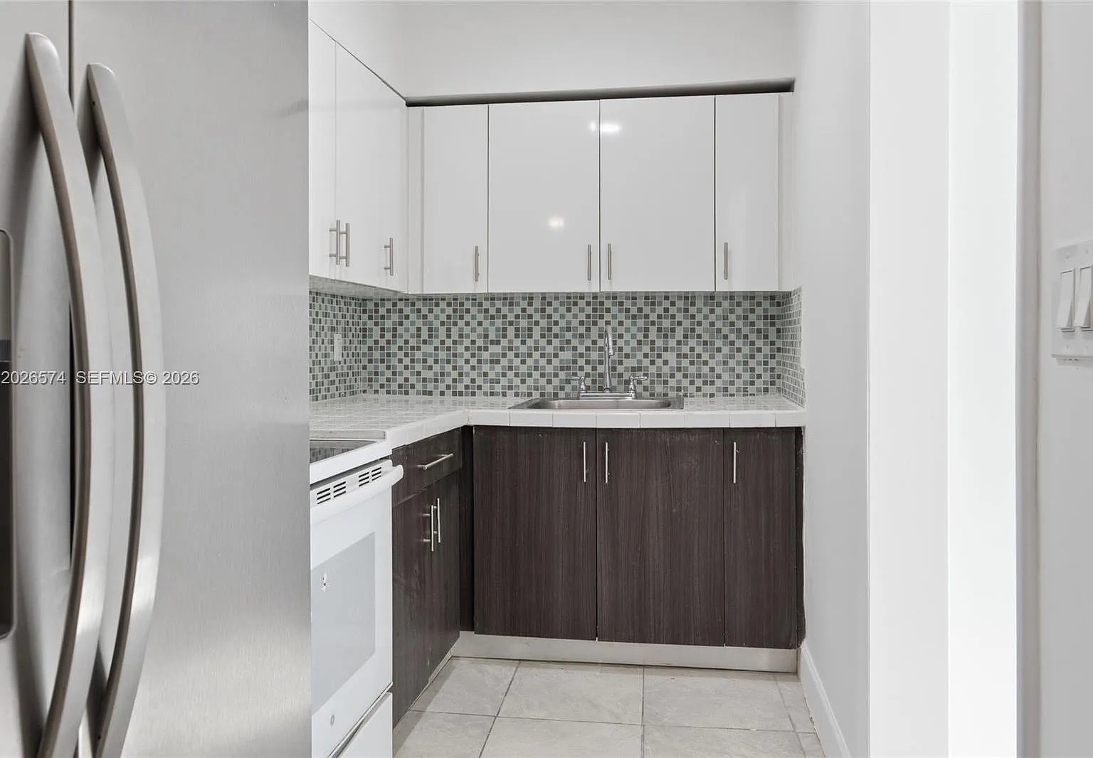 3 bed, 1.0 bath, $3,000 — Photo 4