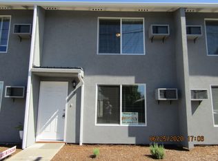 50 S 9th St #4, Central Pt, OR 97502