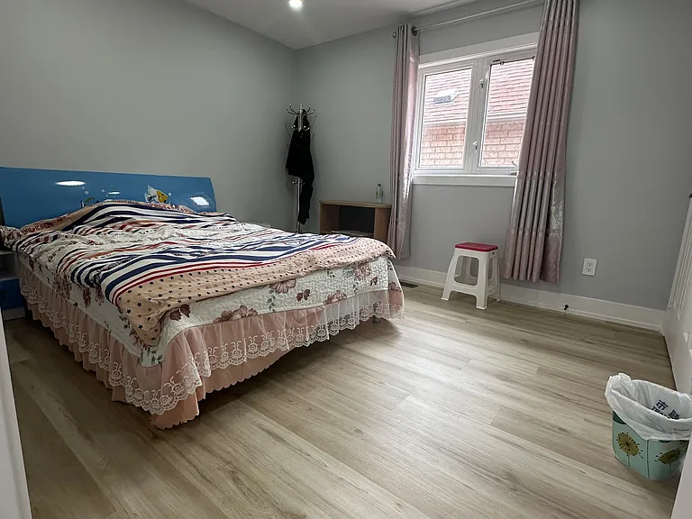 178 Shepton Way — Photo 2