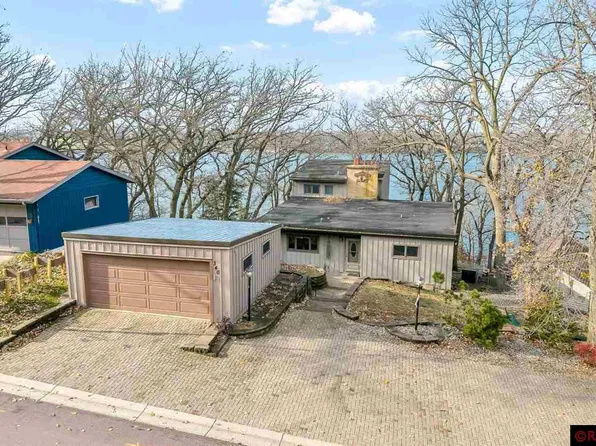 340 E Amber Lake Dr, Fairmont, MN 56031
