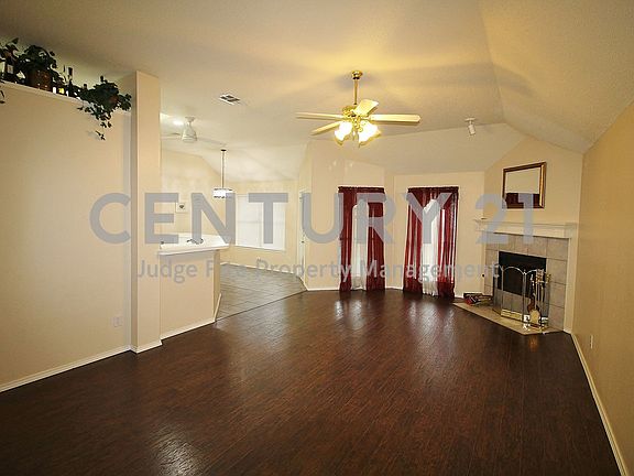 3rd image of 1507 Goodwin Dr