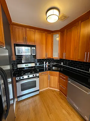 Rented by Reuveni LLC | media 18