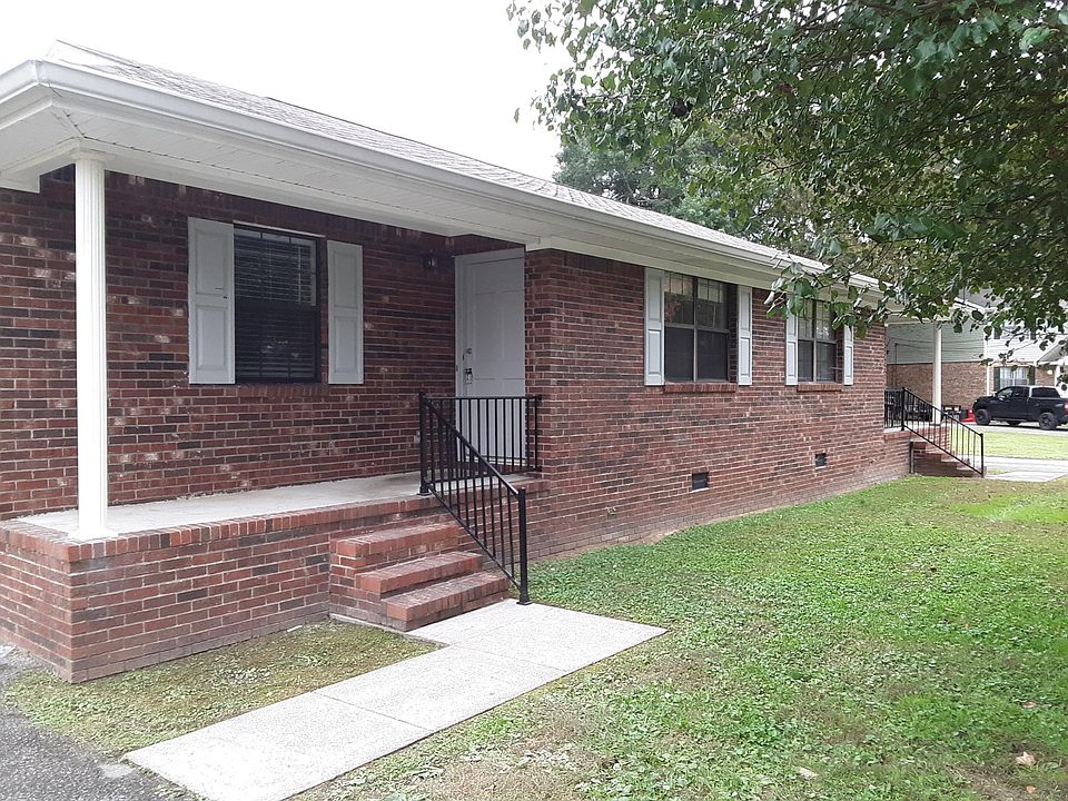 1st image of 115 Viewmont Ln #A
