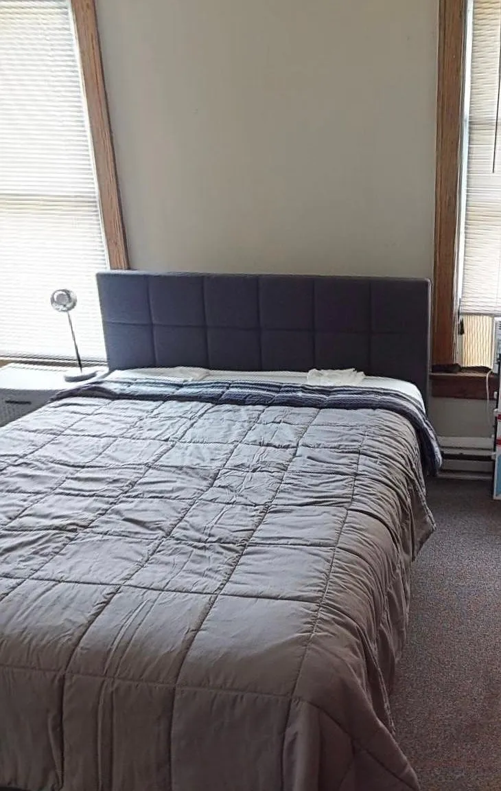 11 bed, 6.5 bath, 4000 sqft, $16,800 — Photo 3