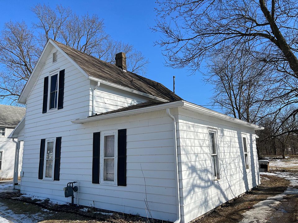 2nd image of 151 Columbus Rd