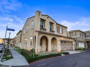 20420 Victory Ct, Santa Clarita, CA 91350