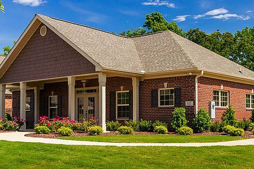 Grand Lake clubhouse