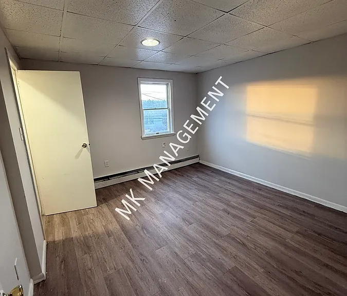 565 W Main St #4 — Photo 6