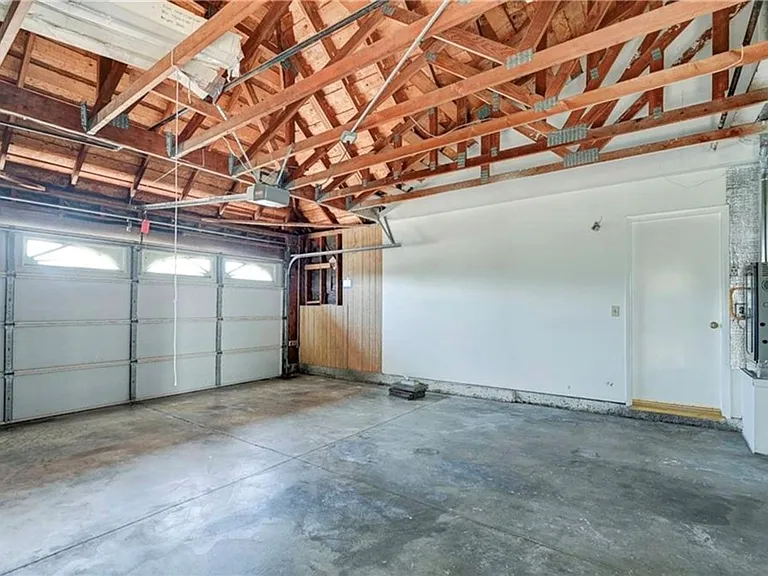 5411 Glenstone Dr — Photo 16