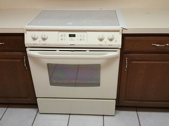 4th image of 1710 Hastings Dr
