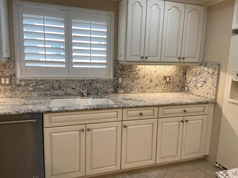 5510 Paseo Del Lago W #2B — Photo 22