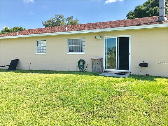 5th image of 1229 Watersedge Dr