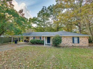 25 S Lake Dr, Monroe, LA 71203