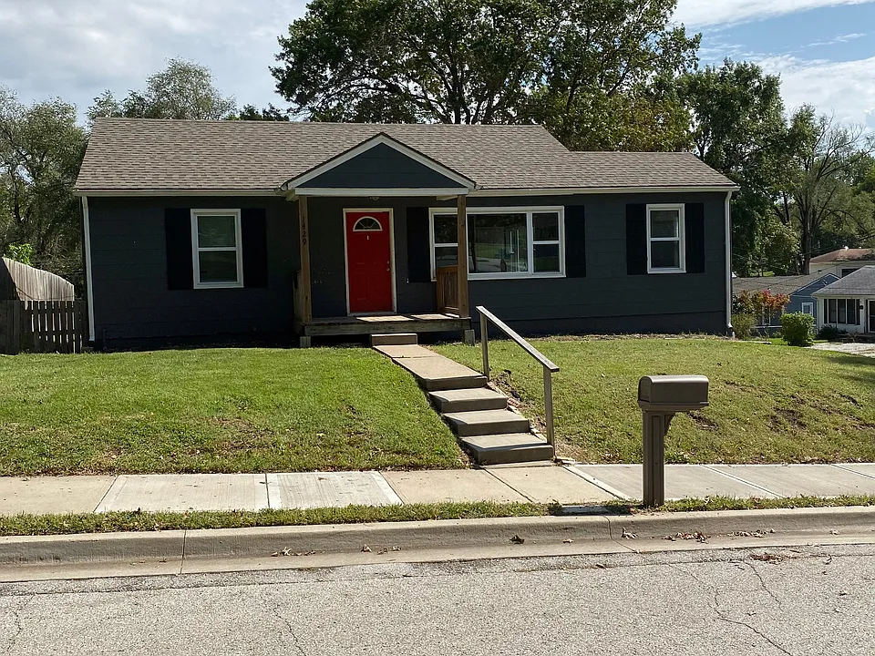 1429 Grand Ave