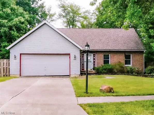 9698 Juniper Ct, Strongsville, OH 44136