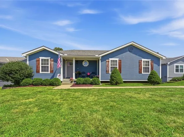 1910 Chestnut Dr, Pleasant Hill, MO 64080
