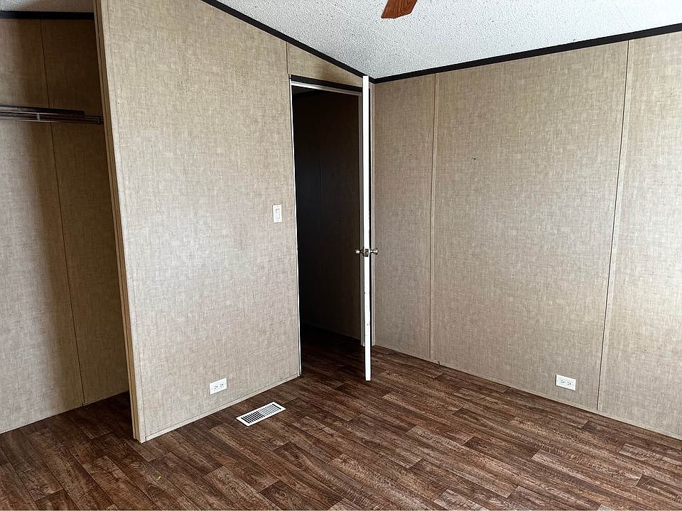 2nd image of 1049 County Road 773 #135-2