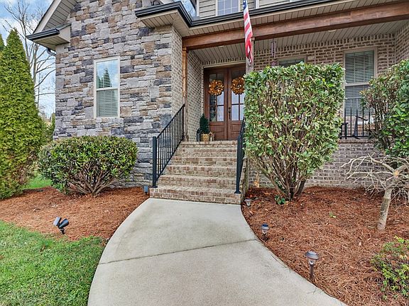 5th image of 4522 Christine Lynnae St