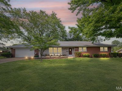 121 E Fairway Dr, Belleville, IL, 62223