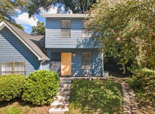 733 Oak Dr, Hapeville, GA 30354