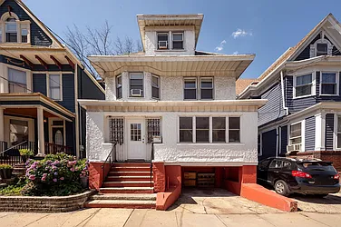 163 Jewett Avenue