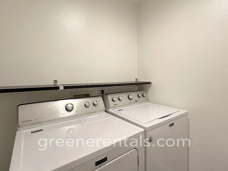 2210 Tolmie Ave #C-1 — Photo 27