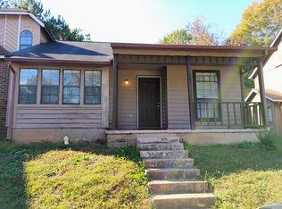 783 Heritage Oaks Dr, Stone Mountain, GA 30088