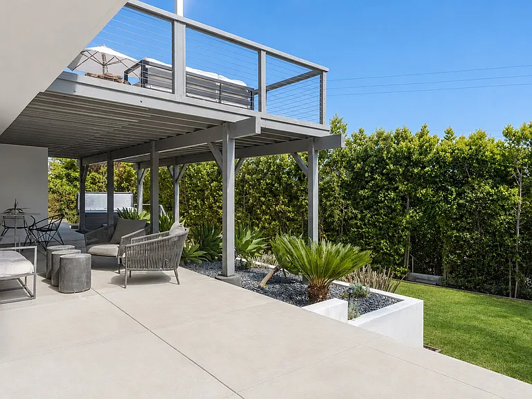3104 Grove St — Photo 33