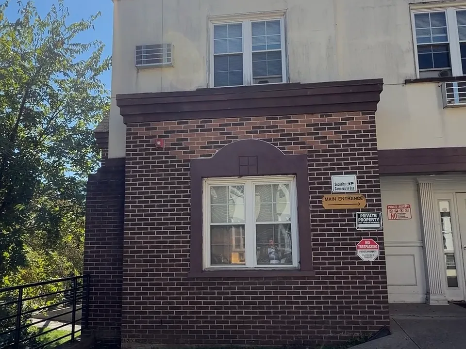 59 Plaza Ave #28