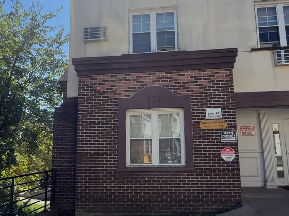 59 Plaza Ave #28, Waterbury, CT 06710