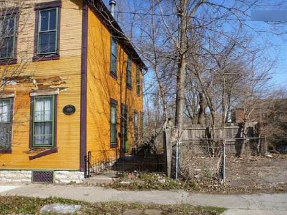 2nd image of 919 McLain St