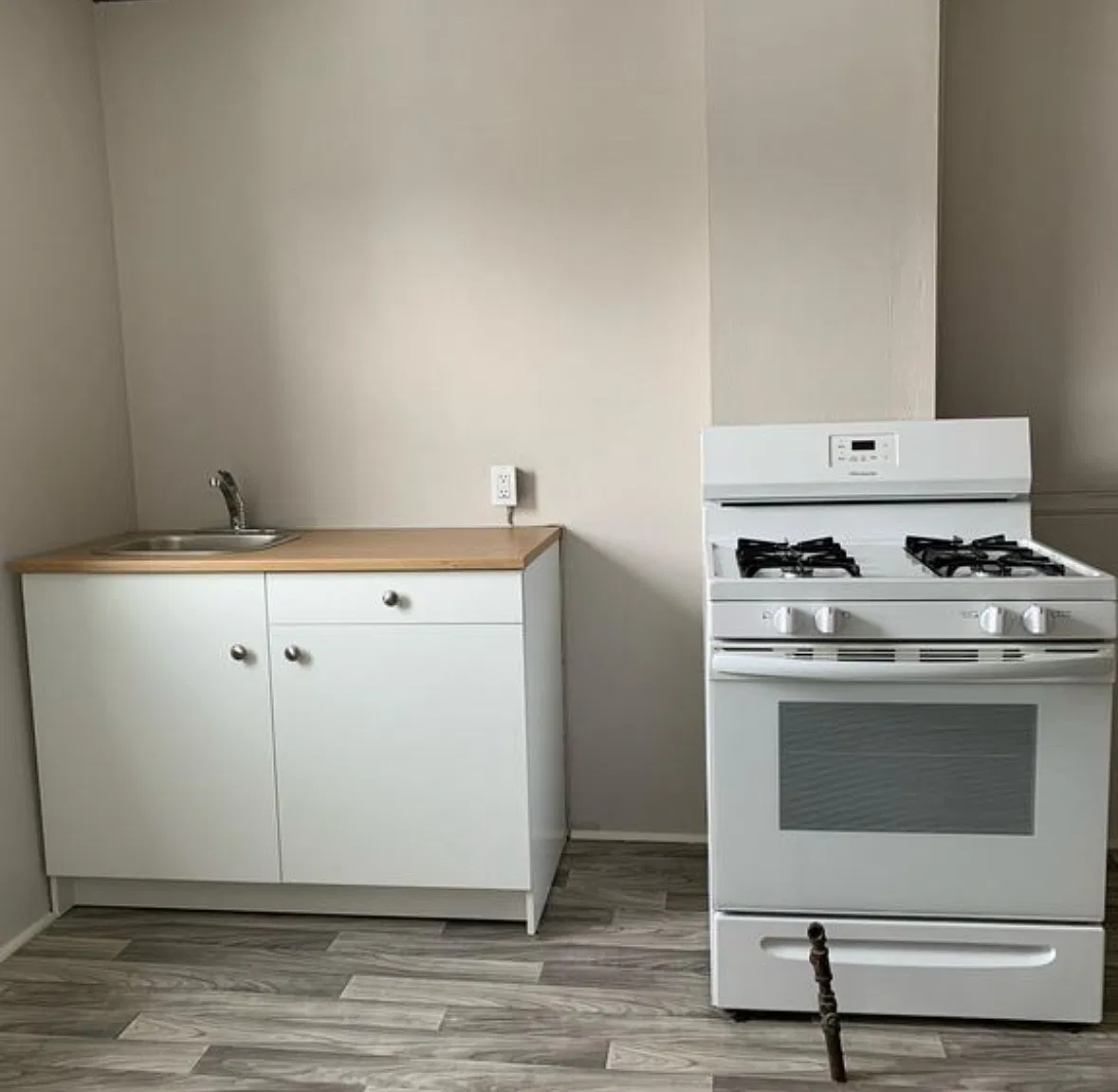 1 bed, 600 sqft, $750 — Photo 1