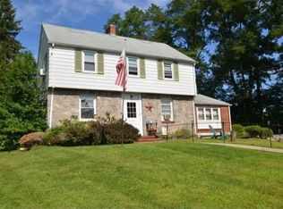 439 Tappan Rd, Northvale, NJ 07647