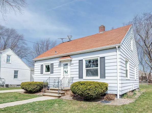 1455 McCormick St, Green Bay, WI 54301