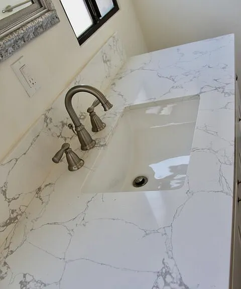 1239 S Hudson Ave — Photo 11