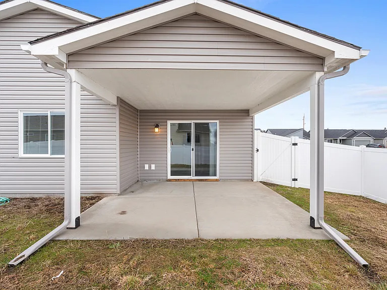 10424 W Lingonberry Rd — Photo 4