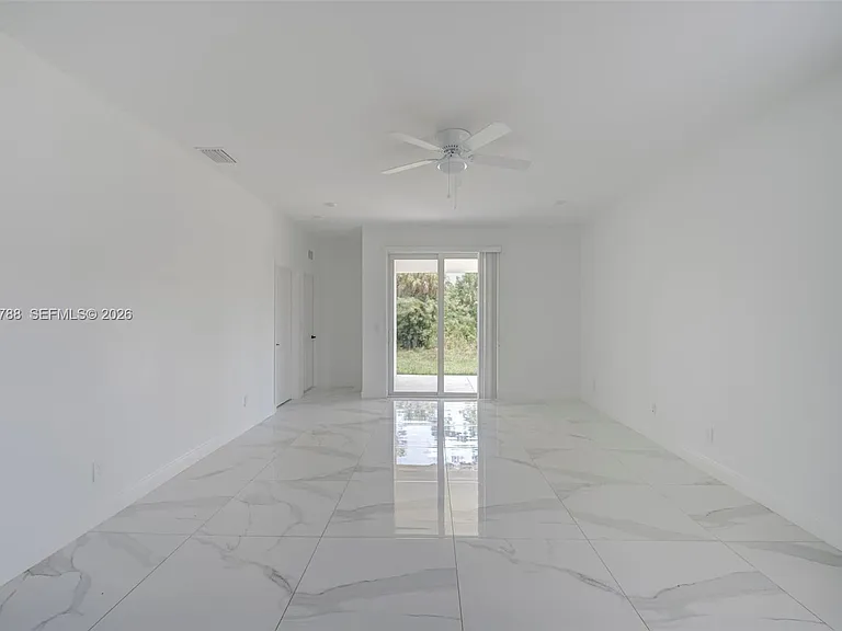 3306 56th St W — Photo 4
