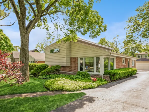 1334 Ferndale Ave, Highland Park, IL 60035