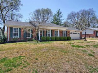 12560 Larkwood Dr, Saint Louis, MO