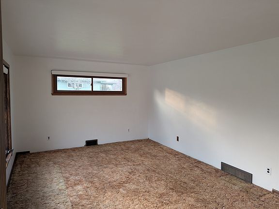 5th image of 1266 Boyer Rd