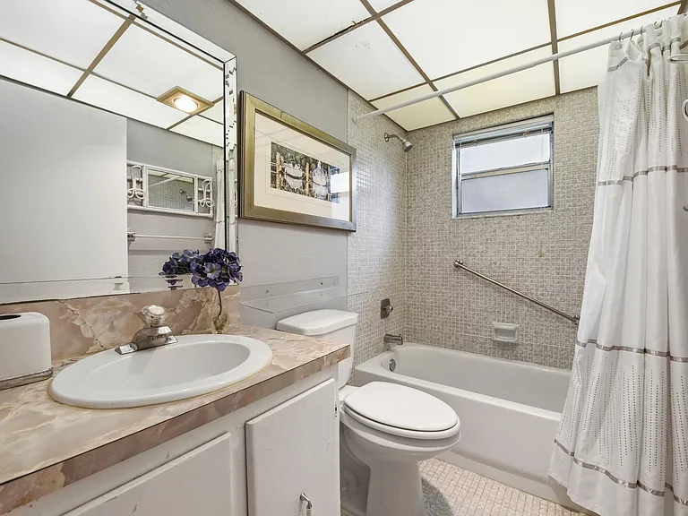 441 Burgundy Ave #441-J — Photo 21