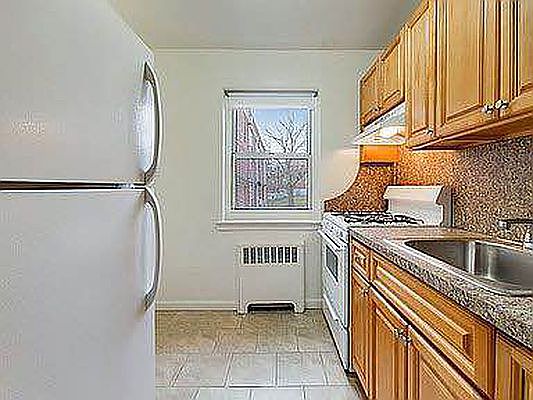 1st image of 73 Highview Ave #2B