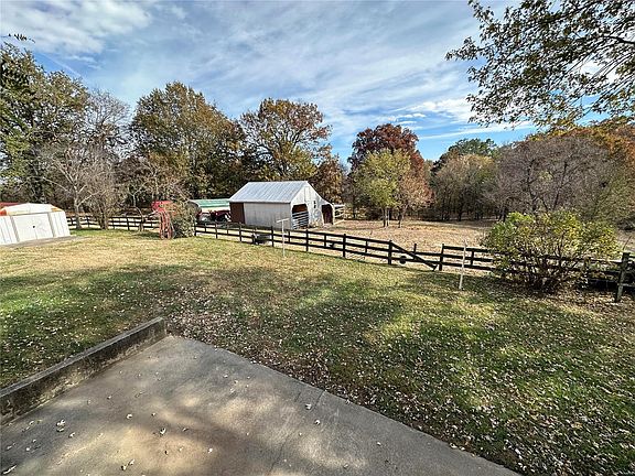 5th image of 1315 County Road 335