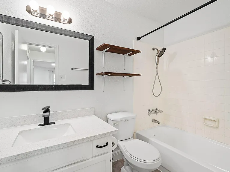 10733 Braes Bend Dr #10733 — Photo 25