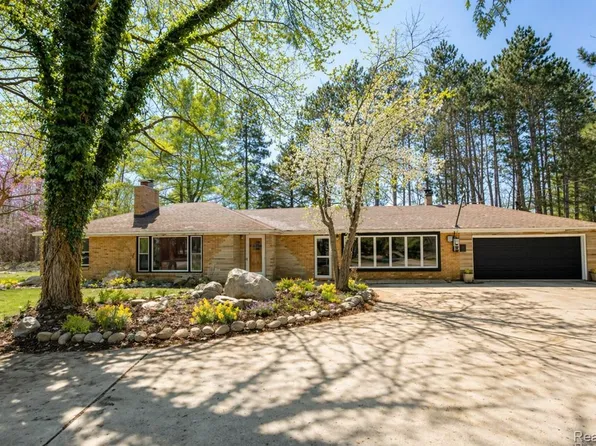8780 Dixie Hwy, Birch Run, MI 48415